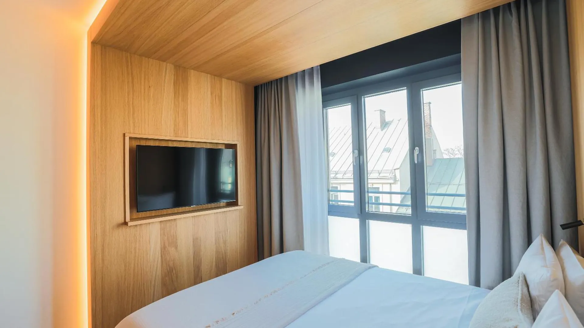 Bob W Muenchner Freiheit Otel Münih